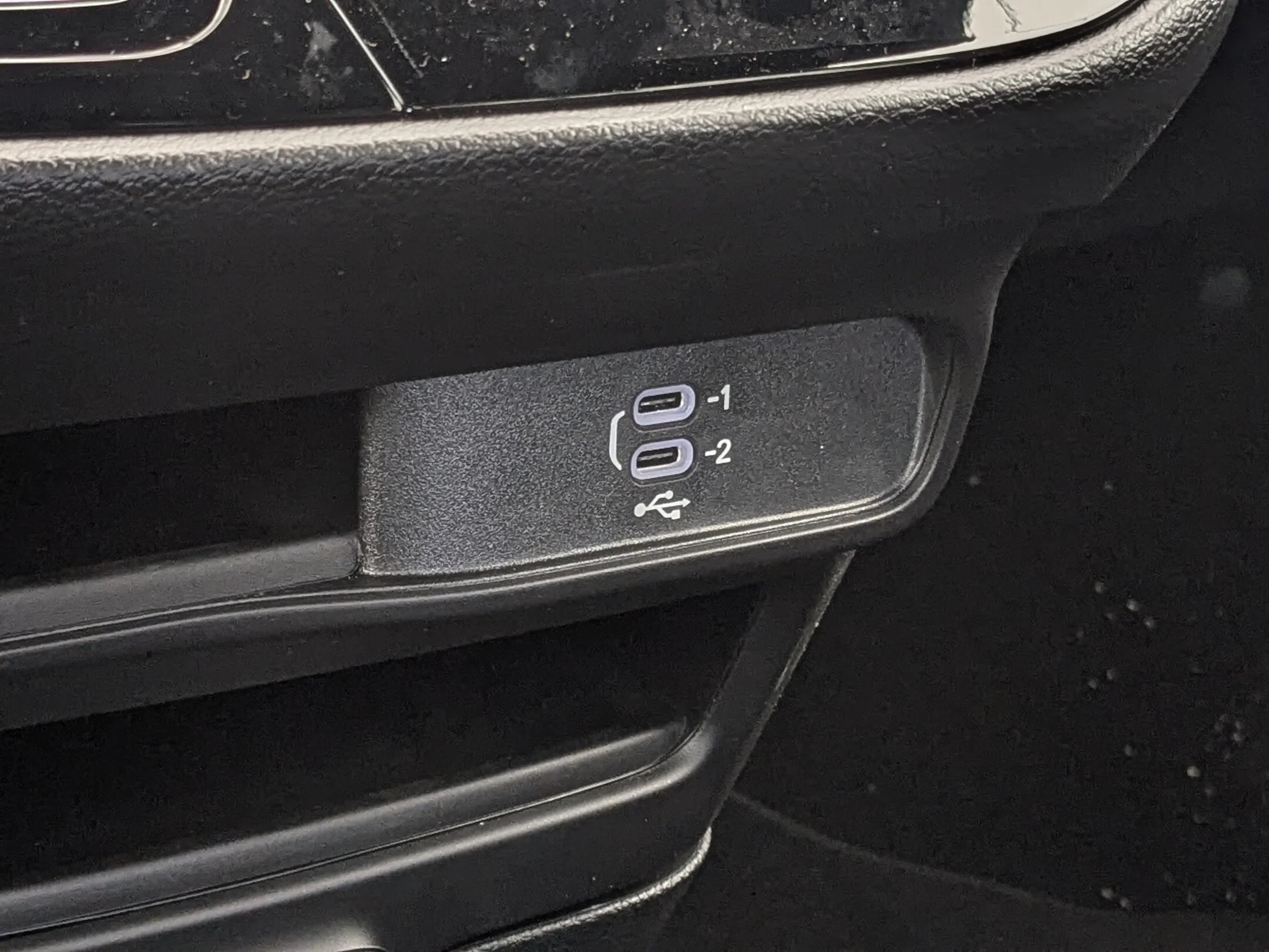 New 2027 Black Chrysler Select - - AWD - Adaptive Cruise Control - Blind Spot Monitor & More! image 21