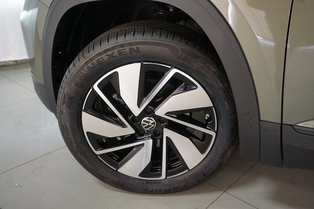 2026 Volkswagen Atlas SE w/Tech - Photo 34