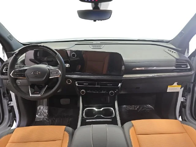 2027 Chevrolet Traverse Z71 - Photo 11