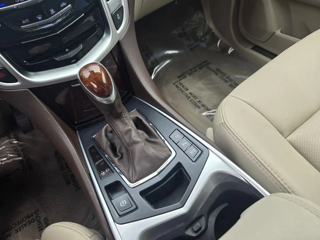 Used 2016 Platinum Ice Tricoat Cadillac Luxury image 15