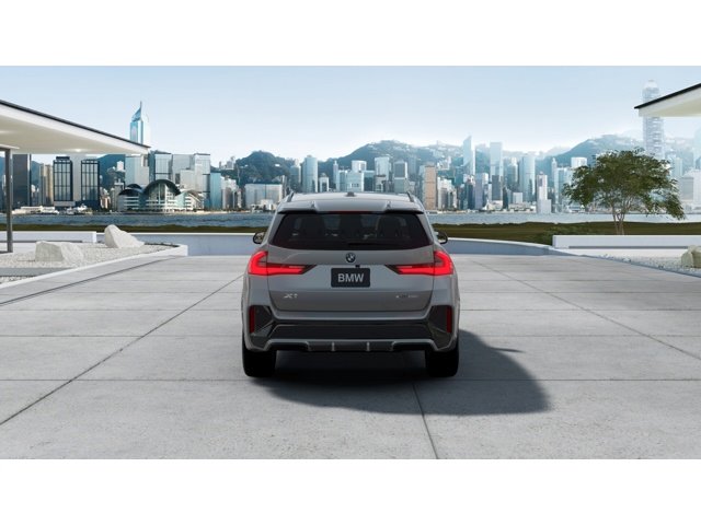 New 2026 Space Silver Metallic BMW xDrive28i image 5