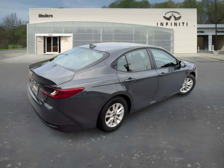 Used 2026 Underground Toyota LE image 4