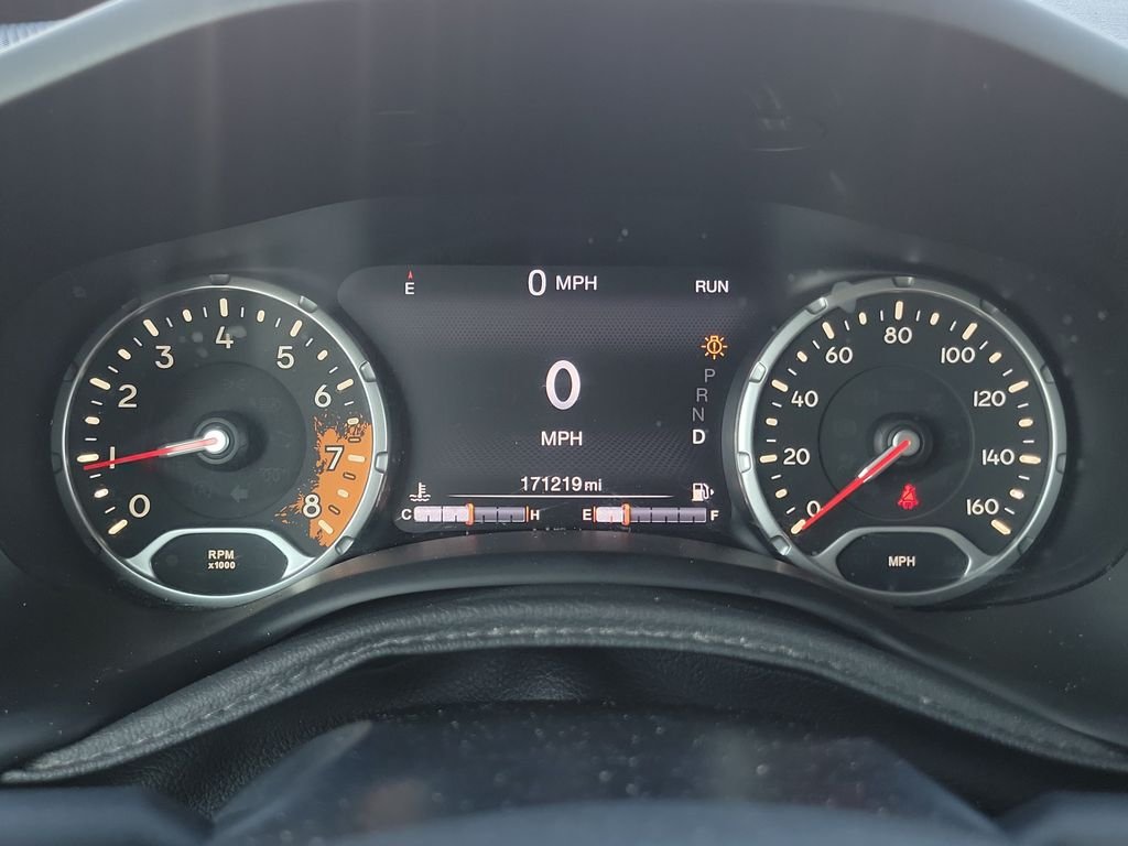 Used 2016 Black Jeep Trailhawk image 28