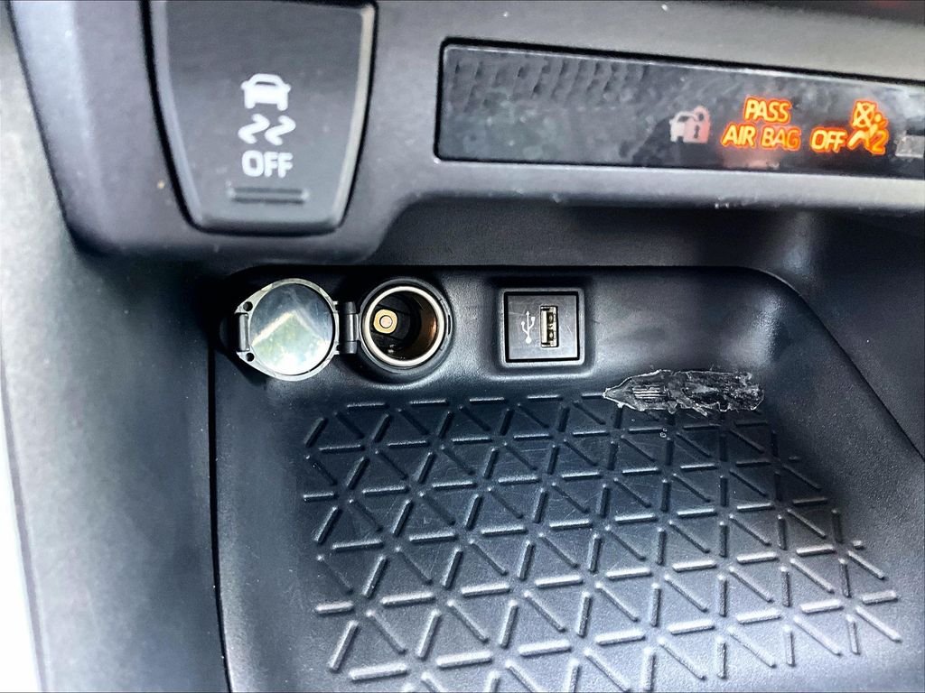 Used 2025 White Toyota XLE image 26