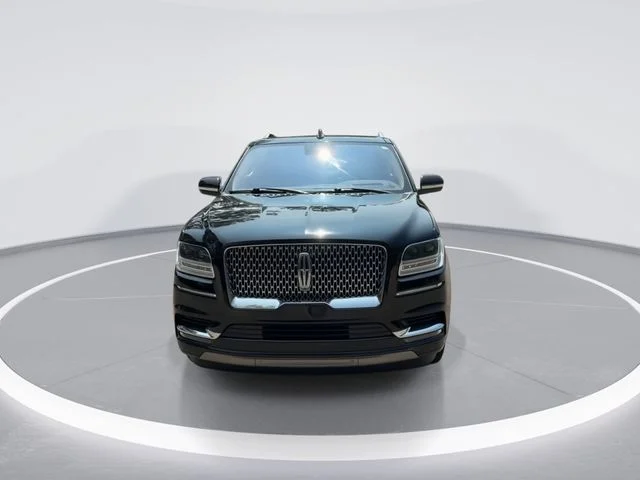 Used 2019 Black Lincoln Reserve image 3