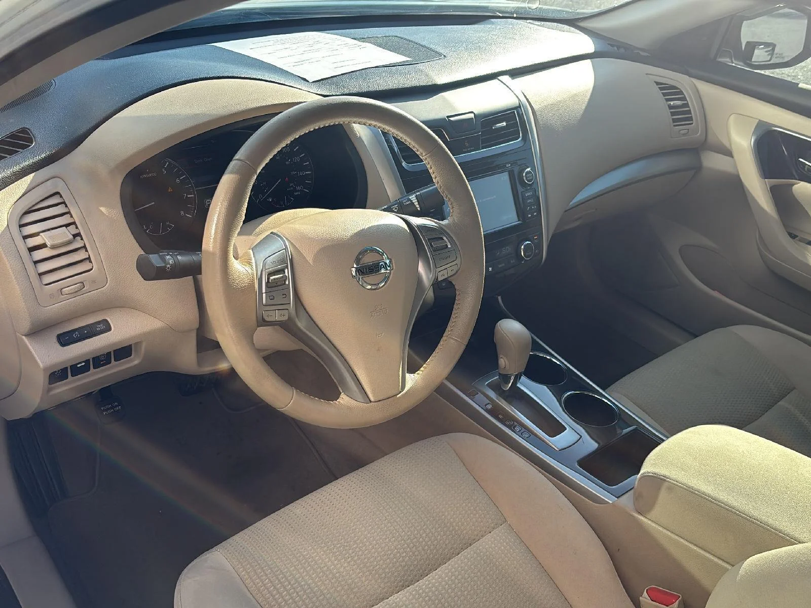 Used 2014 Pearl White Nissan 2.5 SV image 8
