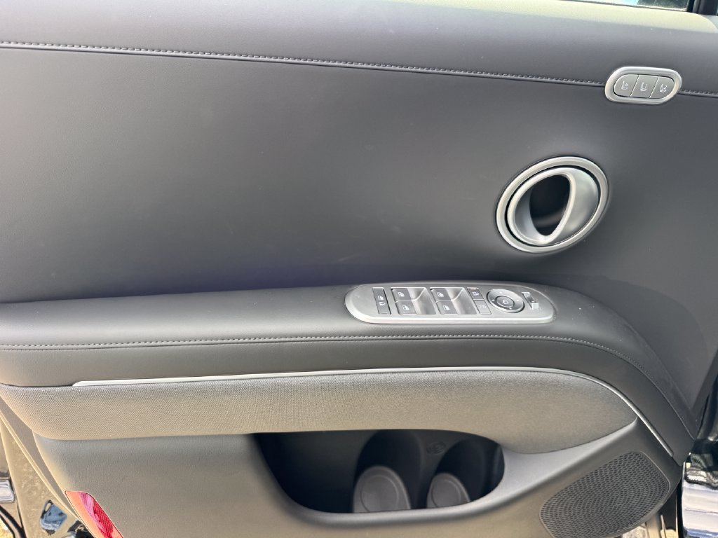 2026 Hyundai Palisade Calligraphy - Photo 18