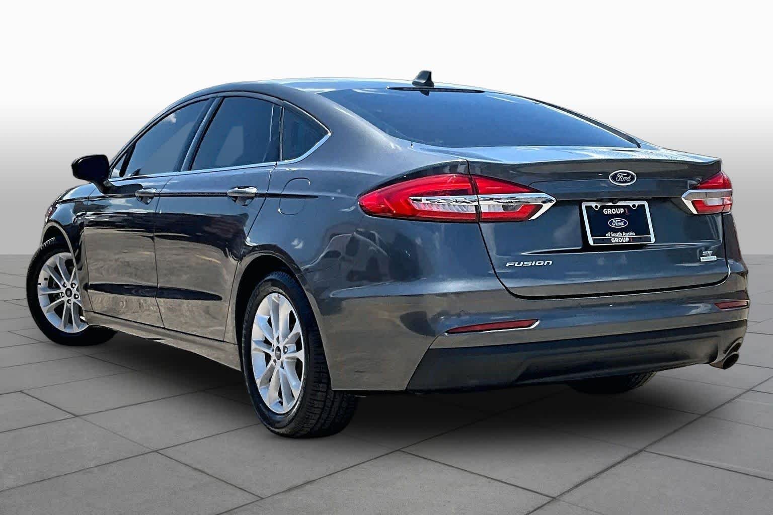 Certified Pre-Owned 2019 Ford Fusion SE