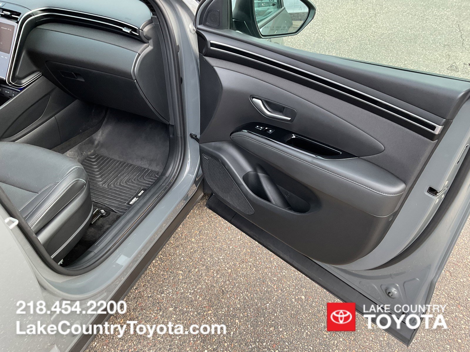 Used 2023 Hampton Gray Hyundai Limited image 19
