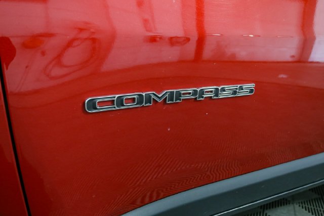 Used 2024 Red Jeep Latitude image 7