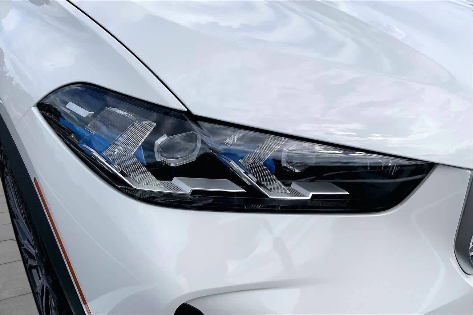 Certified Used 2024 Alpine White BMW xDrive40i image 26