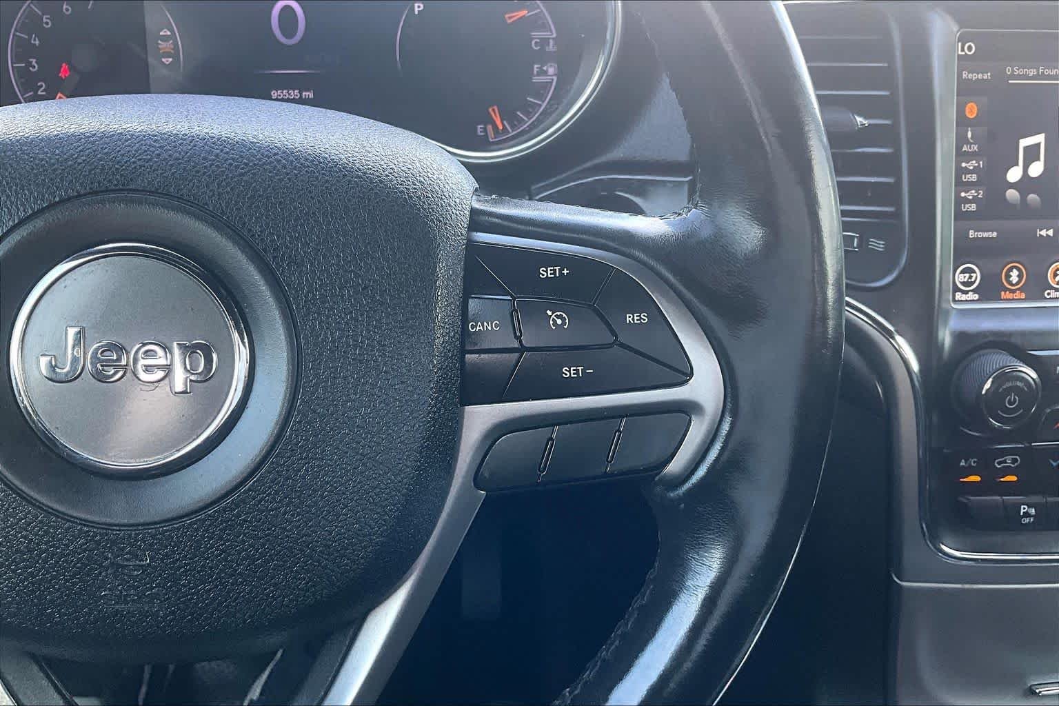 Used 2018 Rhino Clear Coat Jeep Altitude image 25