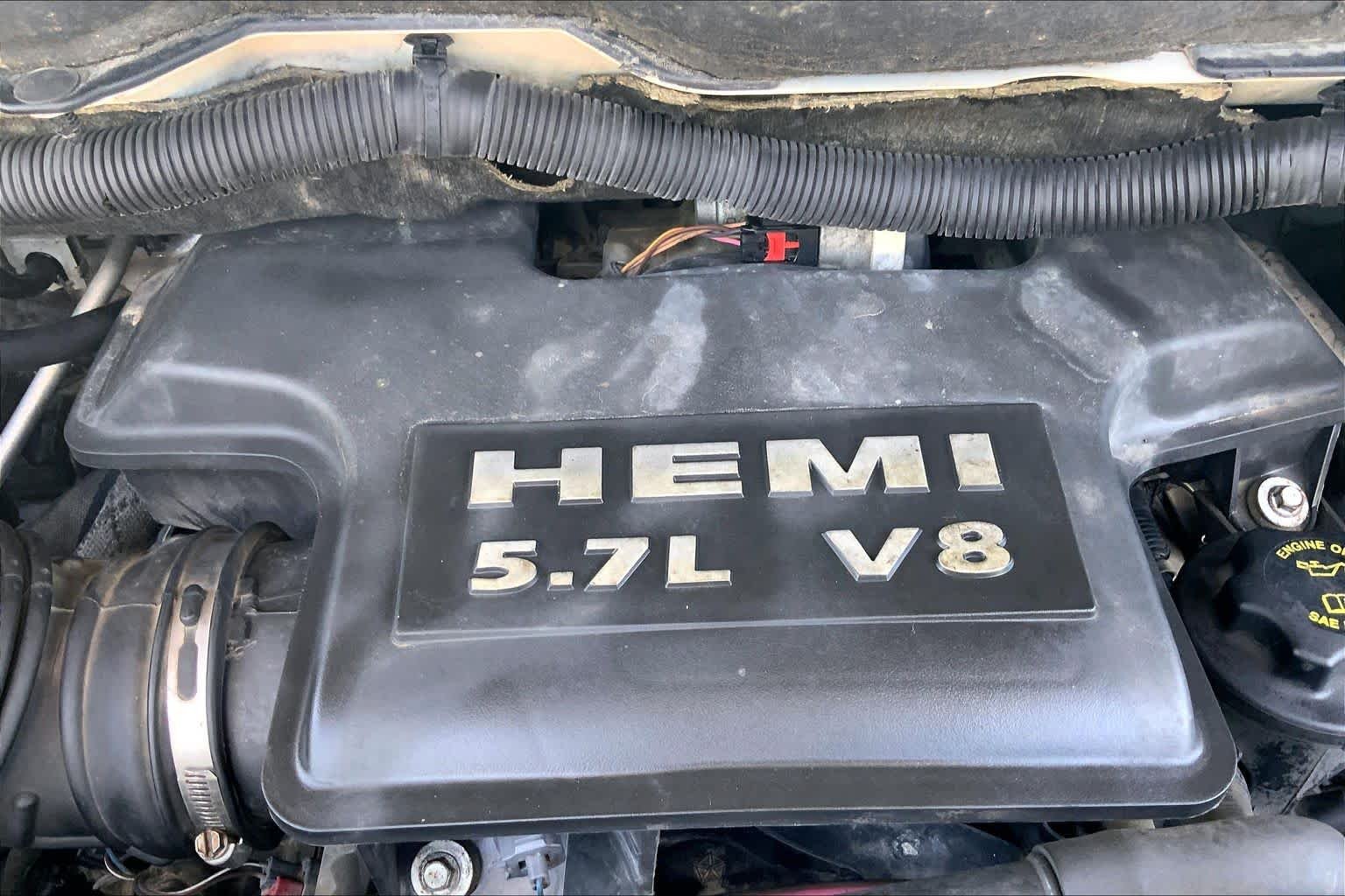Used 2008 Bright White Dodge Laramie image 31