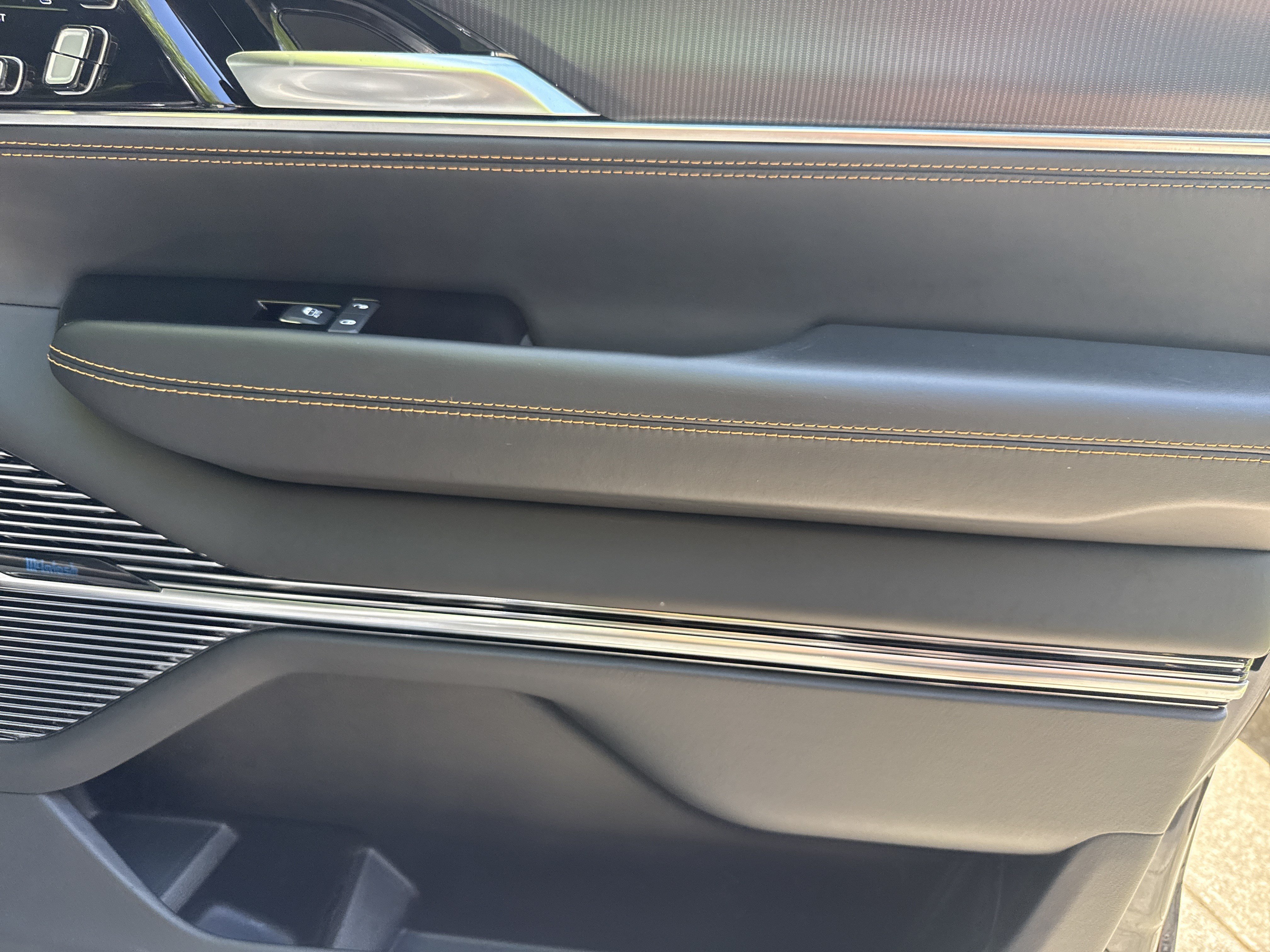 2024 Jeep Grand Wagoneer Series III - Photo 14