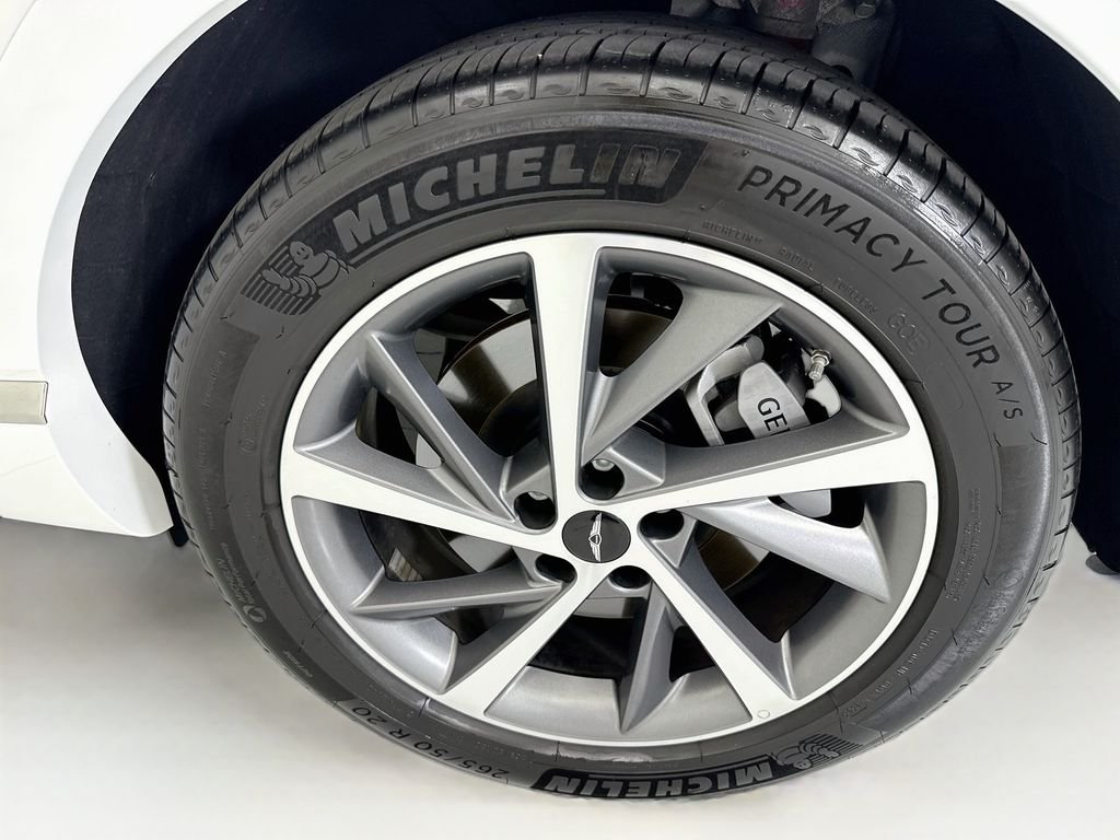 Used 2026 White Genesis 2.5T Advanced image 31
