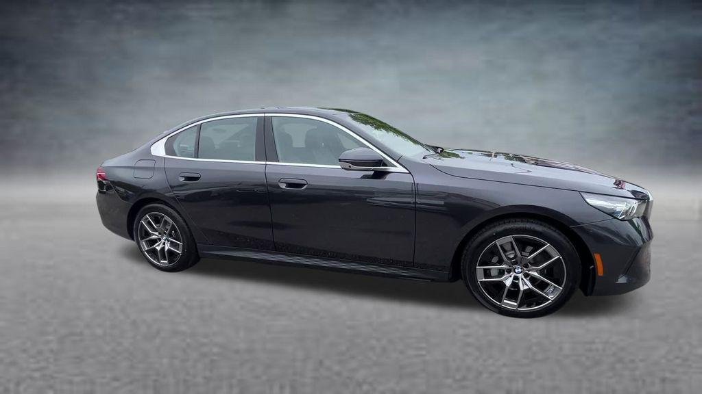 New 2026 Dark Graphite Metallic BMW 530i xDrive image 13
