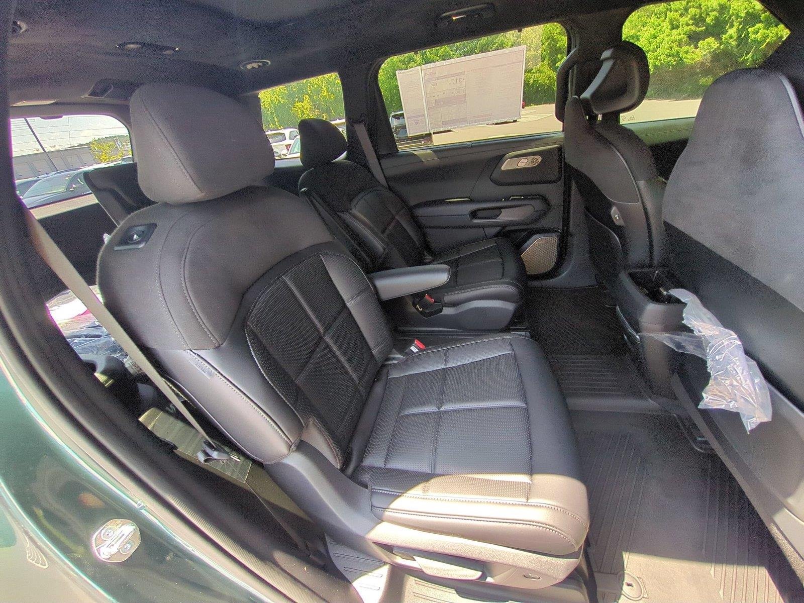 New 2027 Black Jade Green Kia SX-Prestige image 38