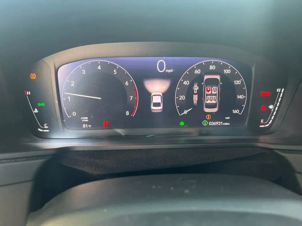 Used 2024 Silver Honda EX image 3