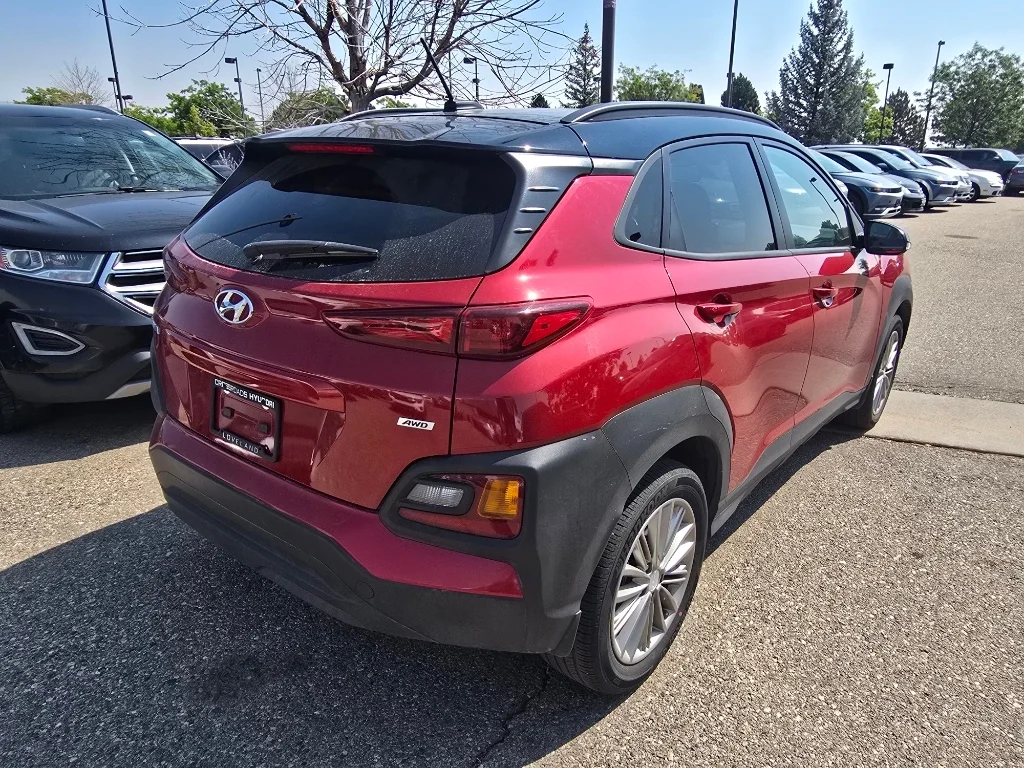 Used 2018 Pulse Red w/Black Roof Hyundai SEL image 16