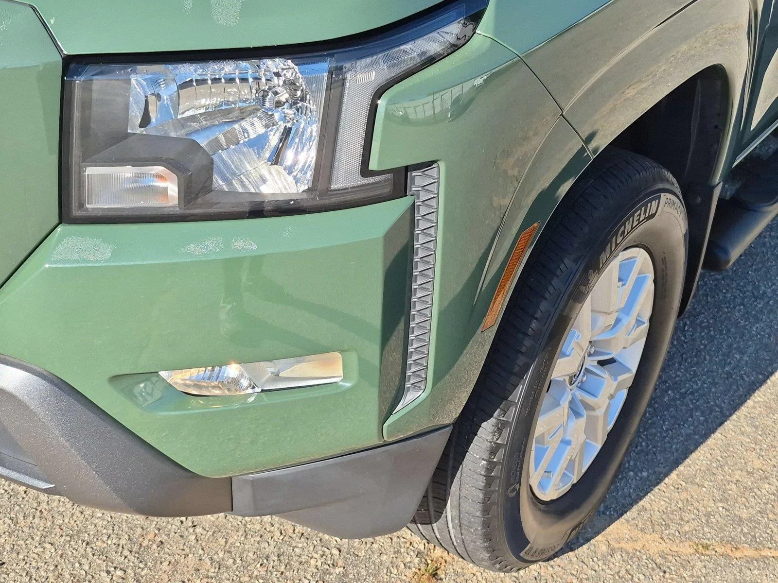 Used 2022 Gun Metallic Nissan SV image 9