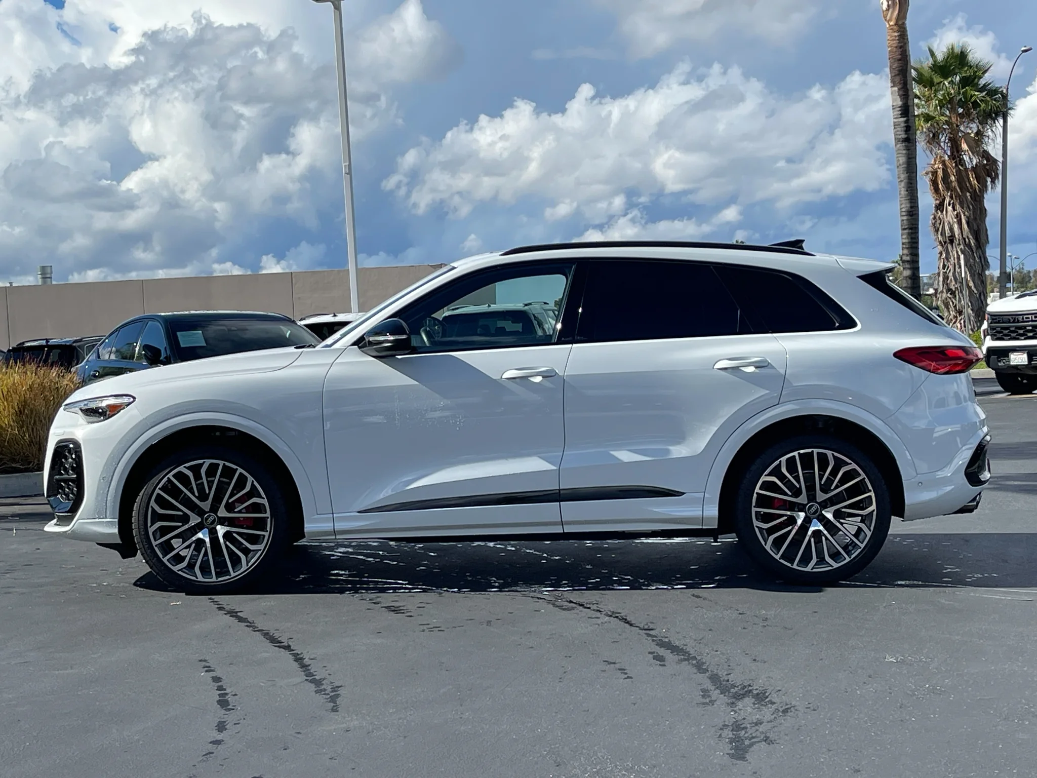 Used 2025 Arkona White Audi Prestige image 3