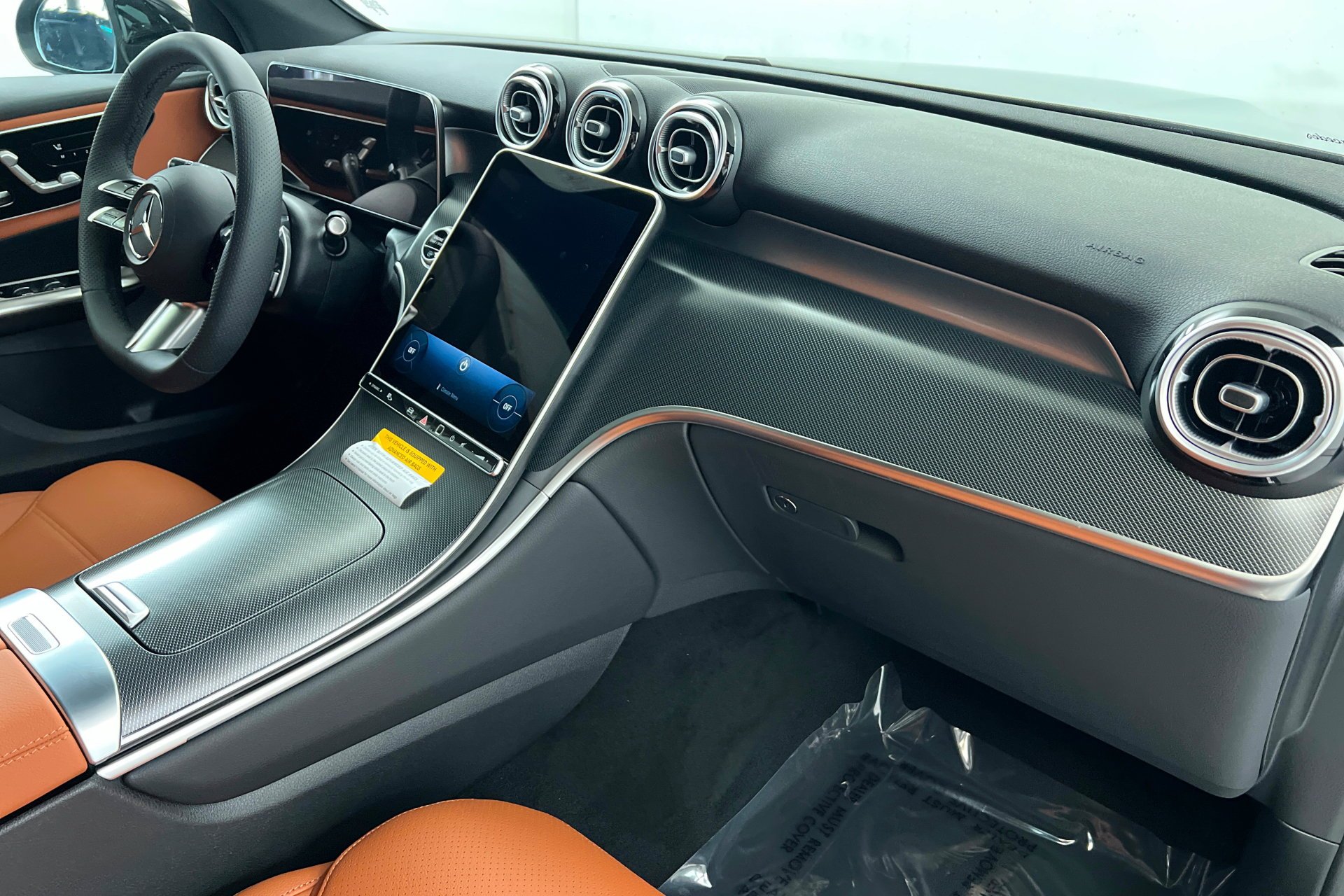 New 2027 Graphite Grey Metallic Mercedes-Benz GLC 300 image 50