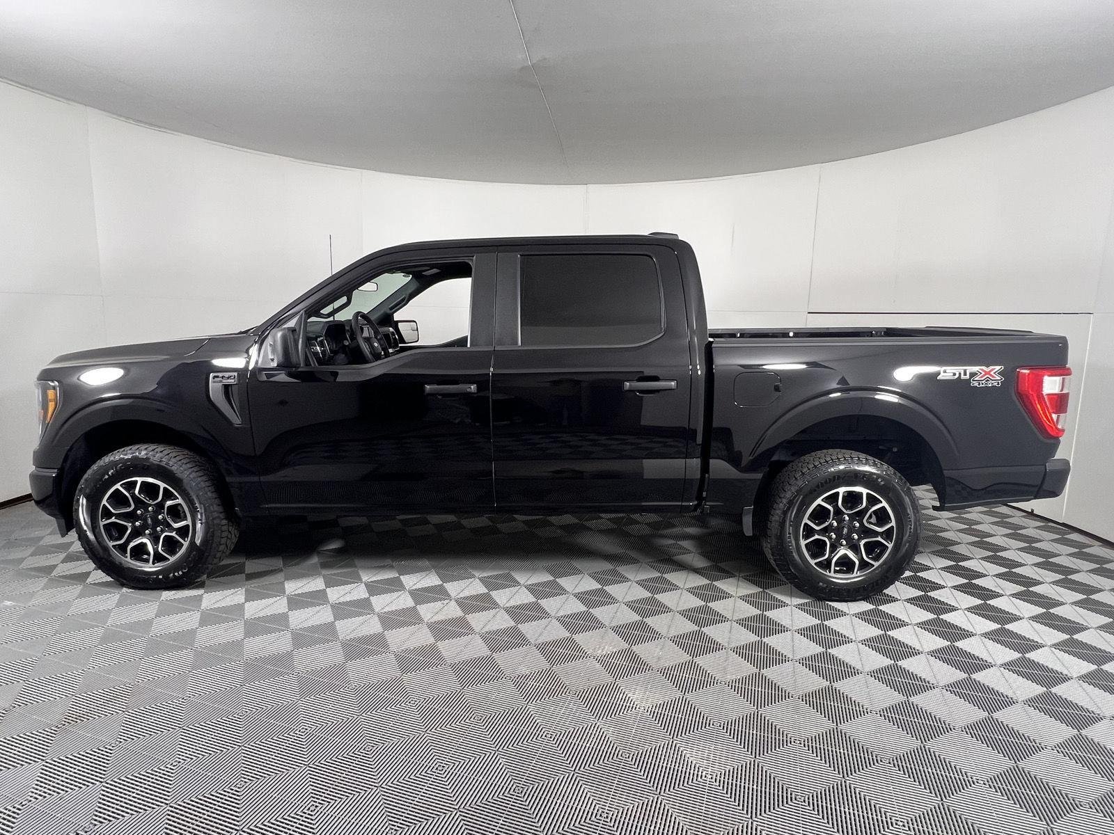 Used 2023 Agate Black Ford XL image 7
