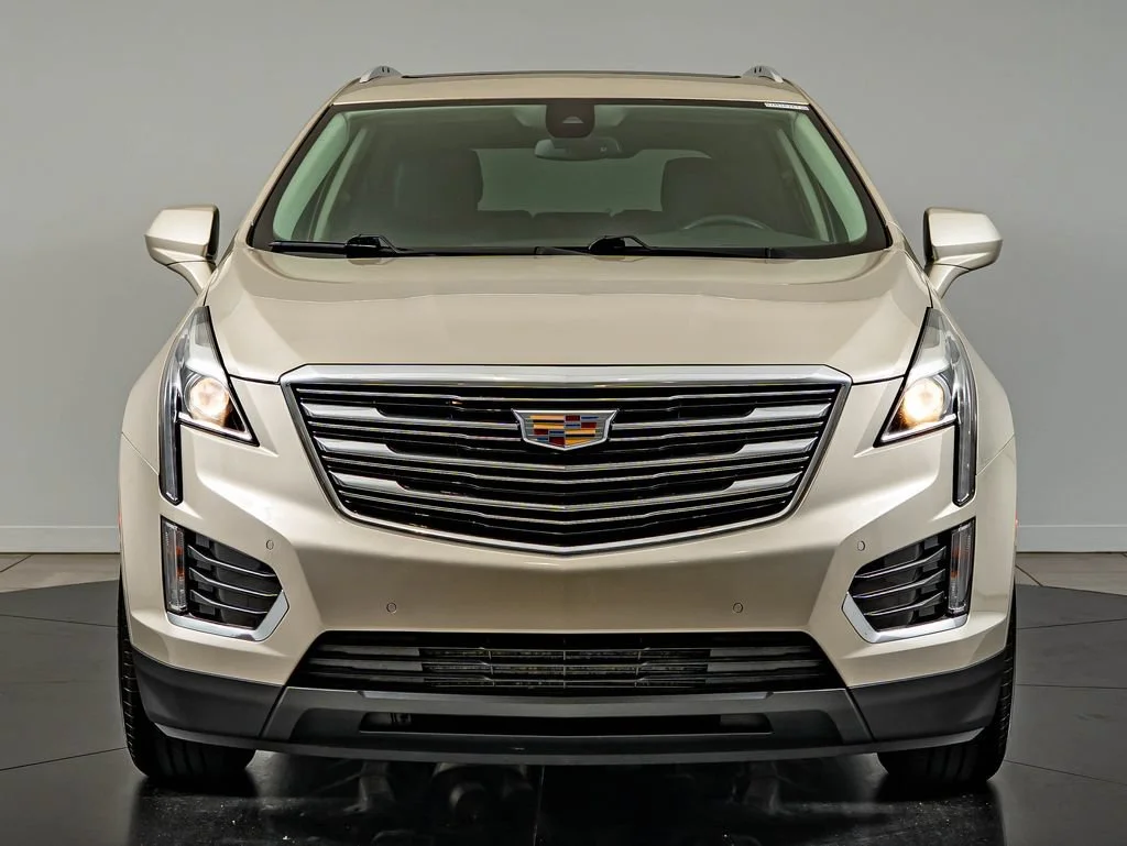 Used 2017 Silver Coast Metallic Cadillac Luxury image 2