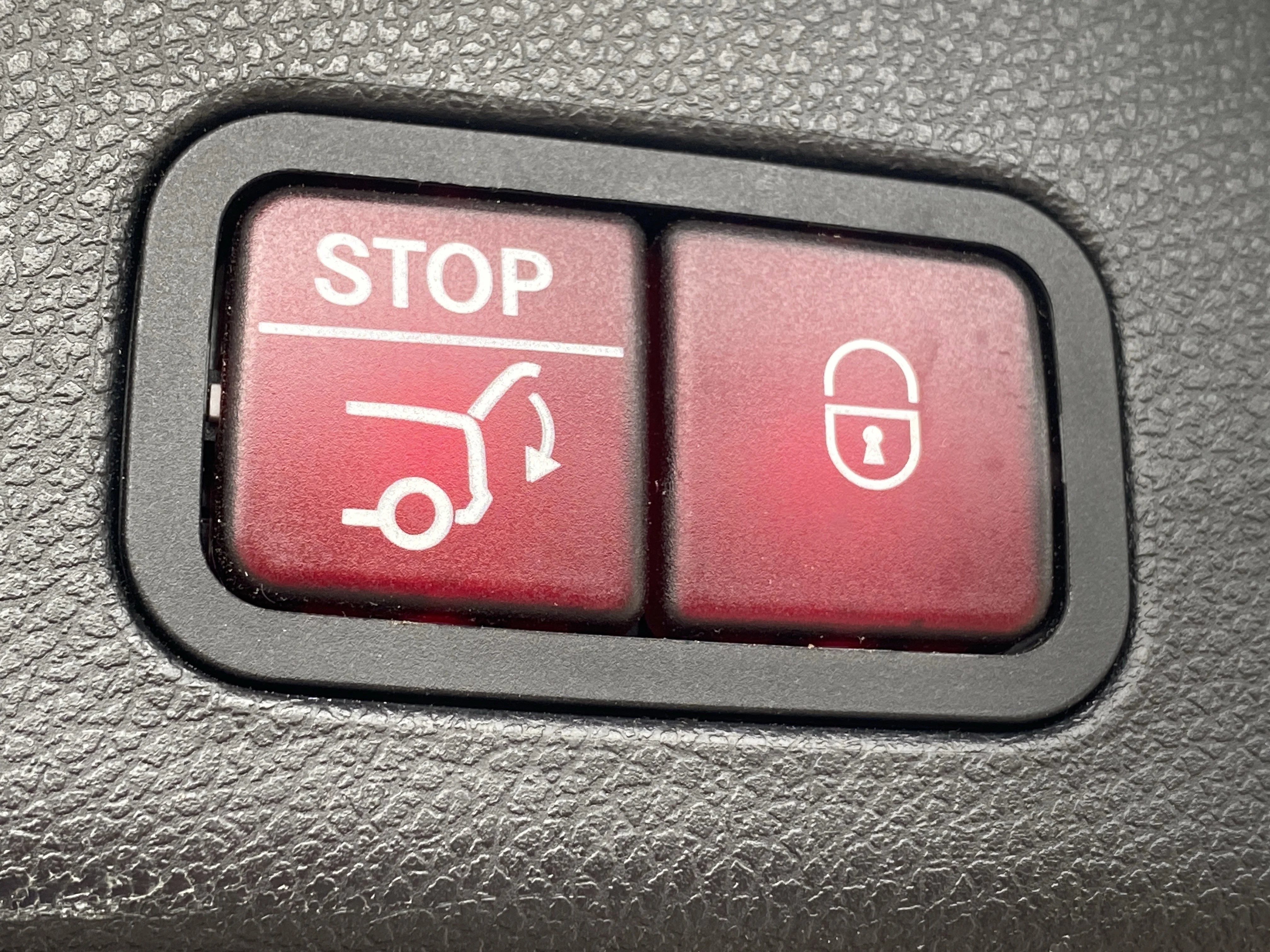 Used 2019  Mercedes-Benz GLS 450 image 8