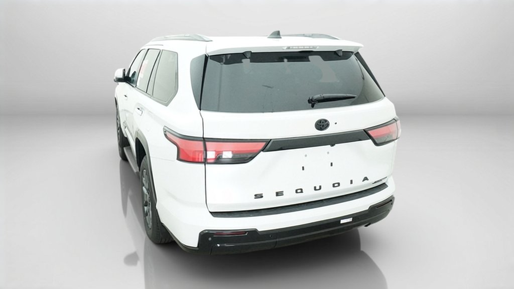 New 2026 Wind Chill Pearl Toyota Platinum image 13
