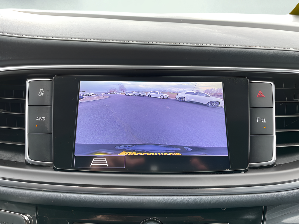 Used 2020 Blue Buick Essence image 25