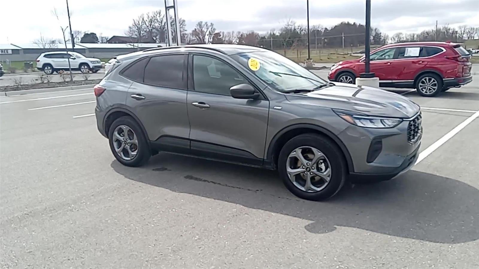 Used 2025 Ford Escape ST-Line with VIN 1FMCU9MN4SUB00217 for sale in Kansas City