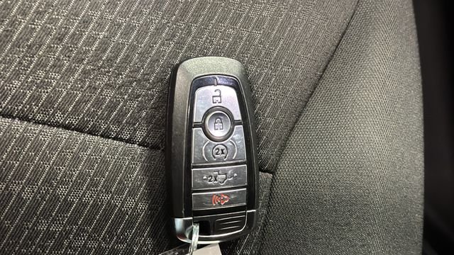 Used 2024 Antimatter Blue Metallic Ford XLT image 46