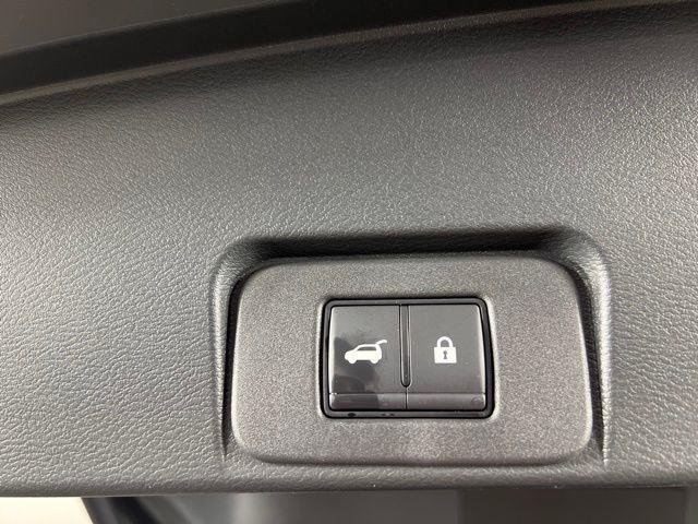 2025 Nissan Rogue SV - Photo 6