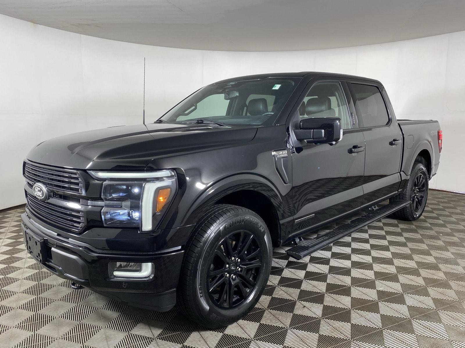 Used 2024 Agate Black Ford Platinum image 3