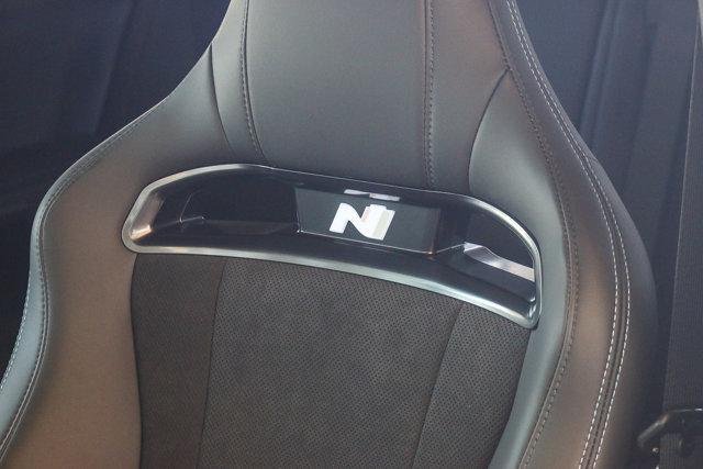 2025 Hyundai IONIQ 5 N - Photo 23