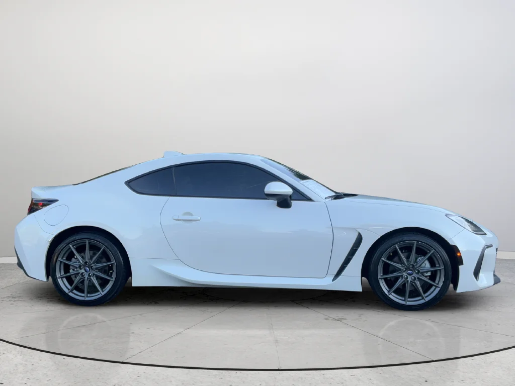 2022 Subaru BRZ Limited - Photo 9