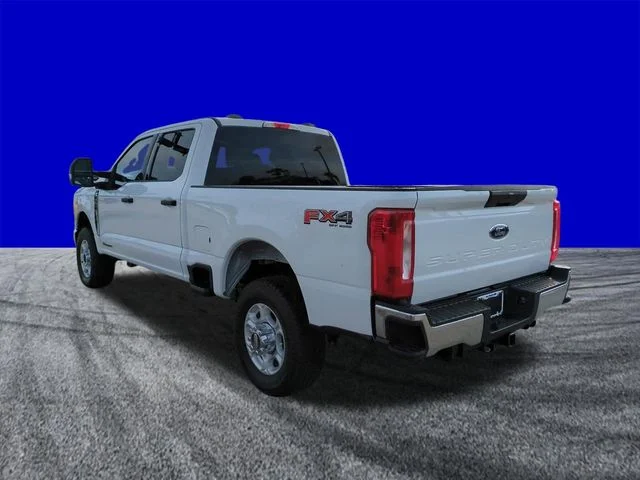 New 2026 Oxford White Ford F-350® XLT image 6