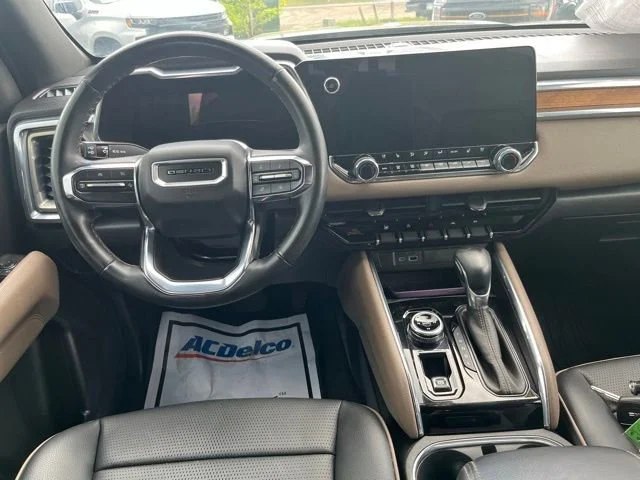 Used 2023 Onyx Black GMC Denali image 18