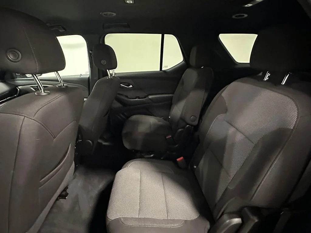 Used 2023 Gray Chevrolet LT image 18