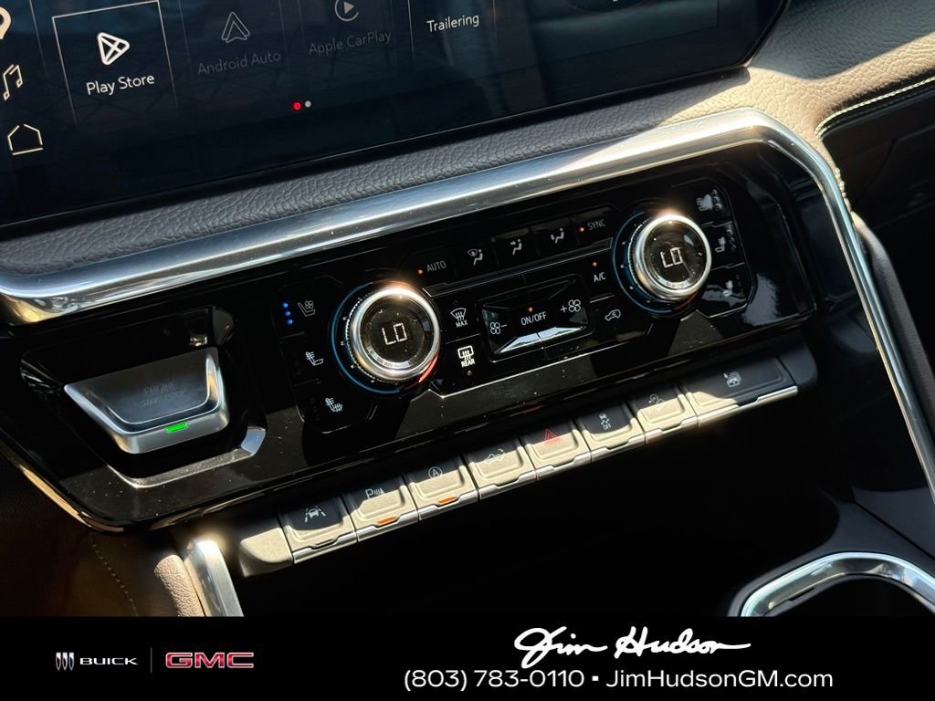 Used 2024 White GMC Denali image 35