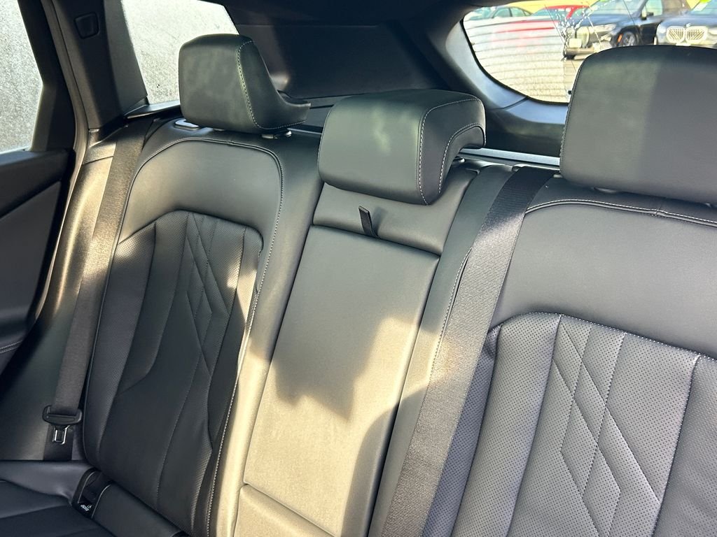 2025 BMW X3 30 - Photo 33