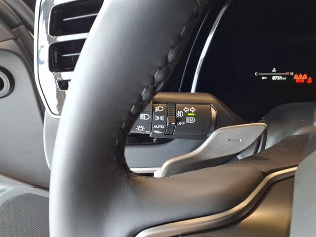 Used 2026 ULTRA WHITE Lexus F SPORT Design image 26