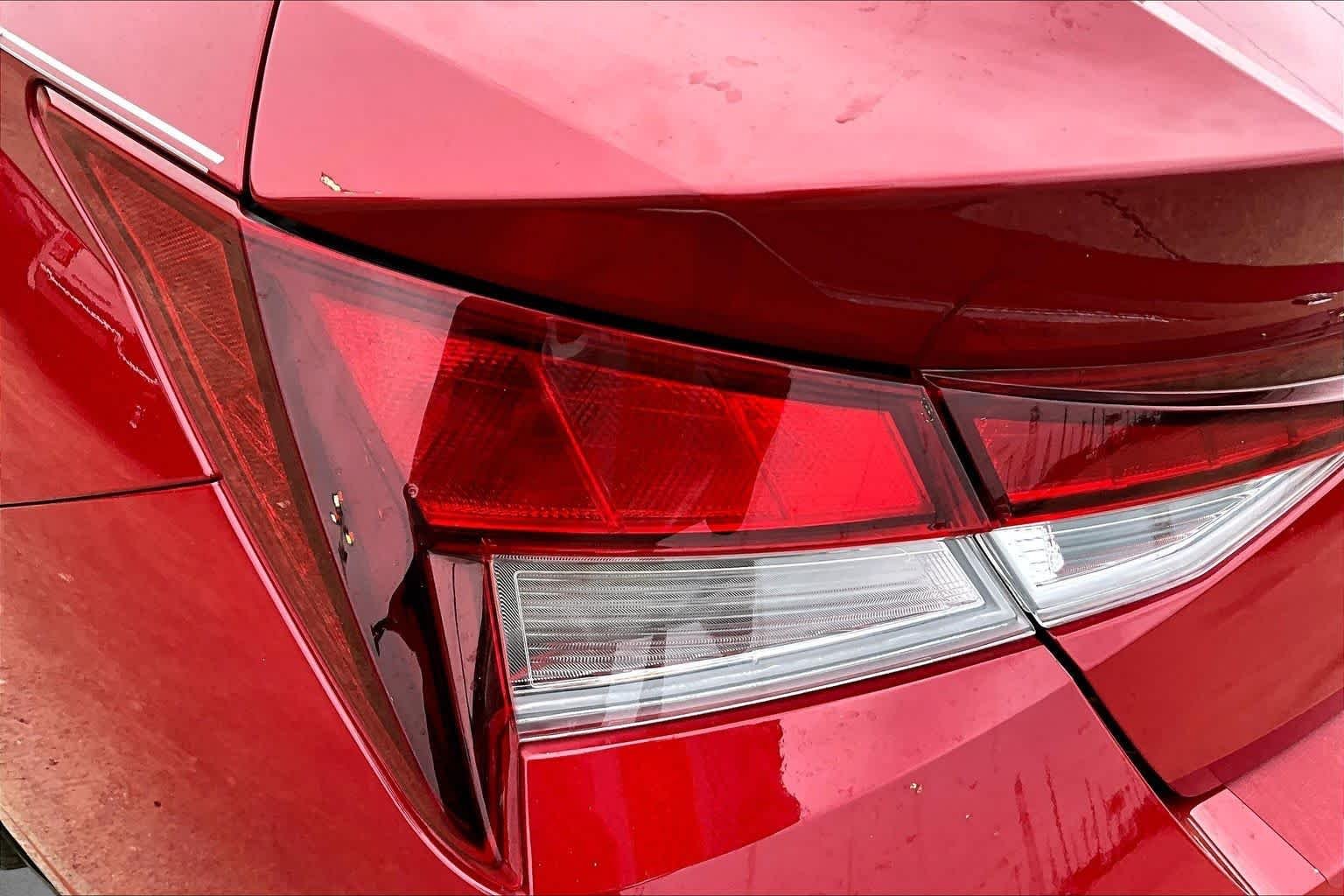 Used 2022 Scarlet Red Pearl Hyundai SEL image 28