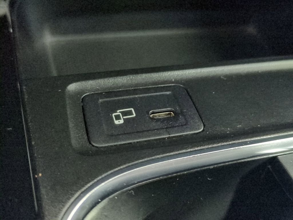 2022 Mercedes-Benz GLB Base - Photo 25