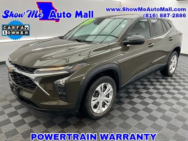 2024 Chevrolet Trax LS's photo