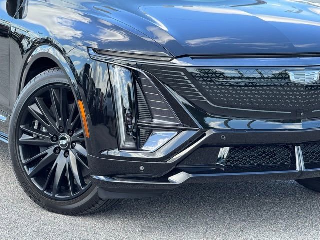 2026 Cadillac LYRIQ V Premium - Photo 11