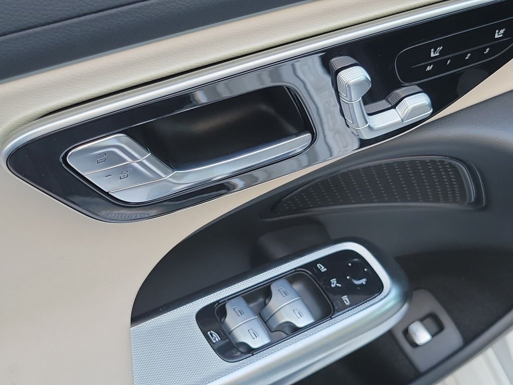 New 2026 Polar White Mercedes-Benz E 450 image 16