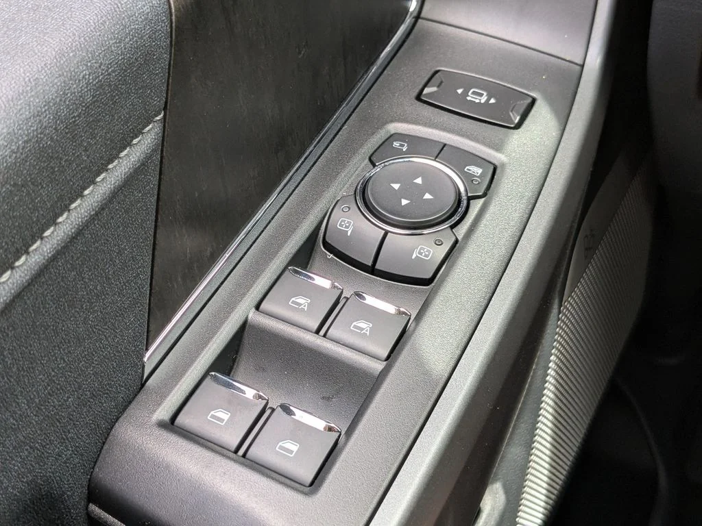 New 2026 Agate Black Metallic Ford Lariat image 25