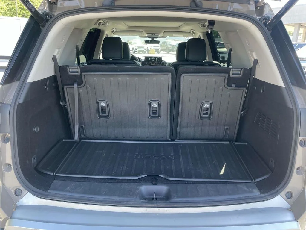 Used 2025 Baja Storm Nissan Platinum image 19